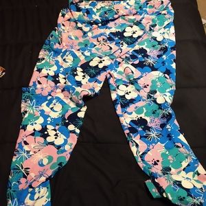 LuLaRoe TC2 multi color floral leggings